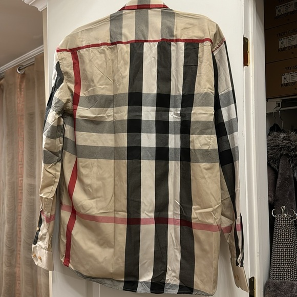 BNWT BURBERRY DRESS SHIRT - Picture 4 of 8